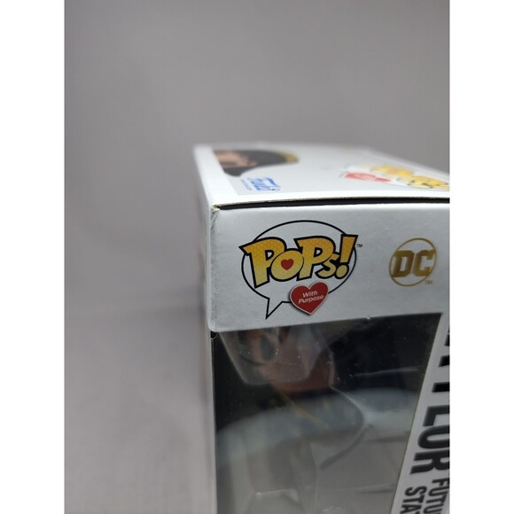 YARA FLOR Funko Pop SE DC Future State - Picture 7 of 10